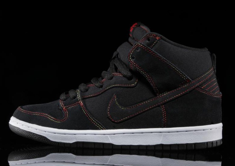 Nike SB Dunk High “Gradient Stitch” – Available