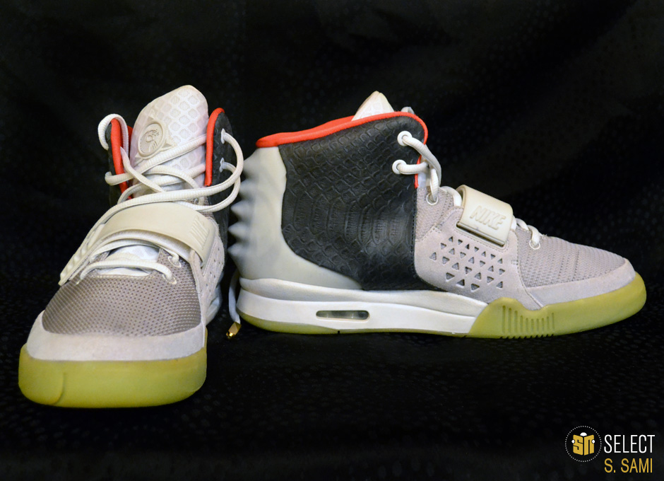 sn select nike air yeezy 2 sample platinum black 2