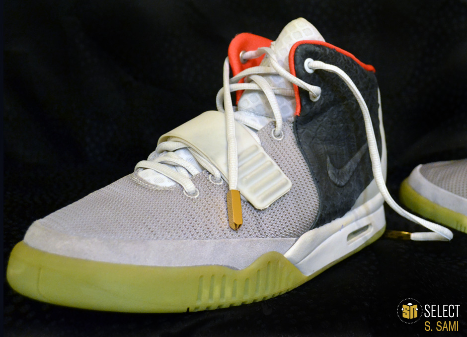 Sn Select Nike Air Yeezy 2 Sample Platinum Black 3