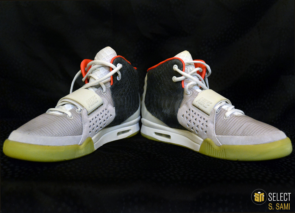 Air Yeezy 1 In need of donor pair & sole swap, please hmu if you have any  words of advice or recommendations. : r/SneakerRestoration