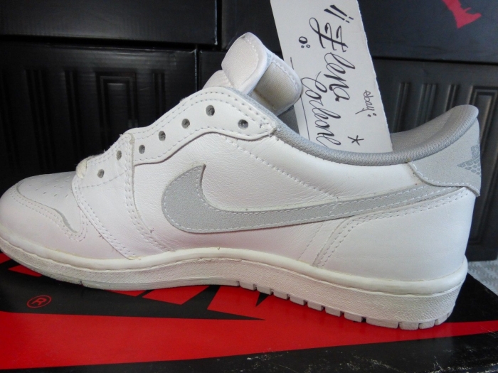 Air Jordan 1 Low White Grey Original 1985 05