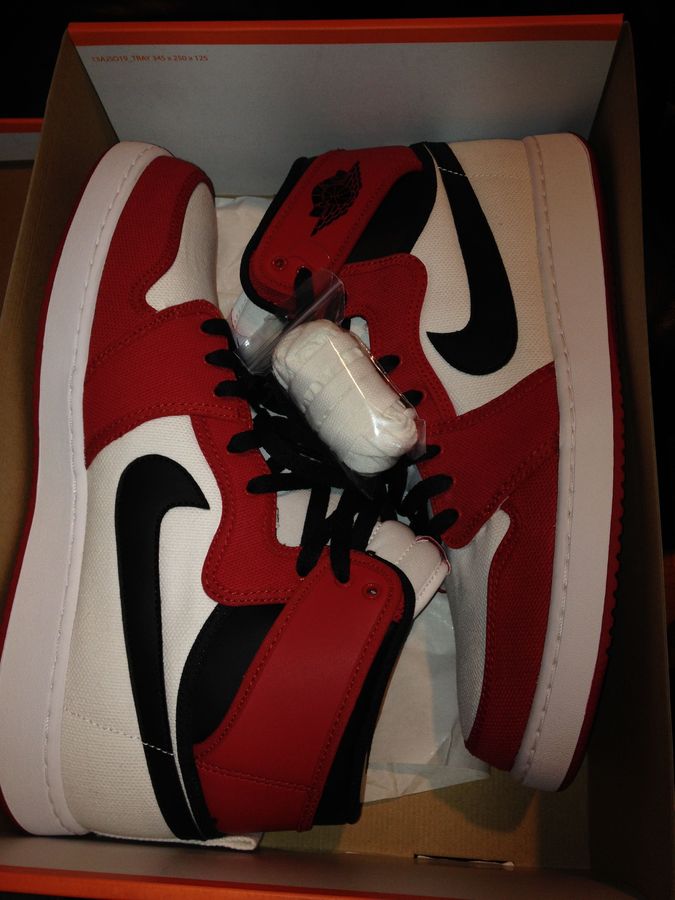 Air Jordan 1 Retro Ko High White Black Gym Red 02