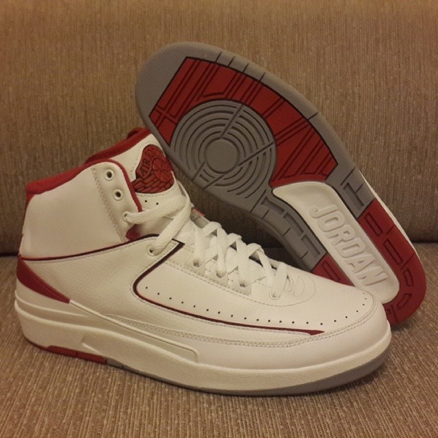 Air Jordan 2 White Red 2014 02