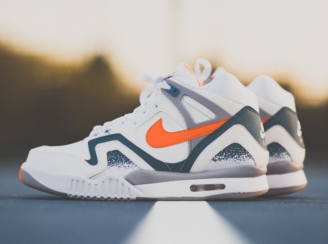 Nike Air Tech Challenge II "Clay Blue" - Release Reminder