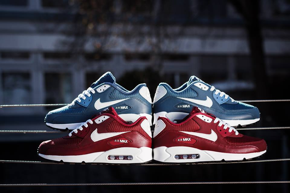 Nike Air Max 90 New Slate Team Red 02