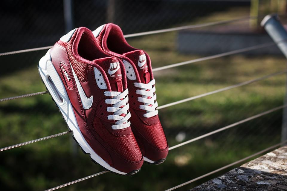 Nike Air Max 90 New Slate Team Red 04