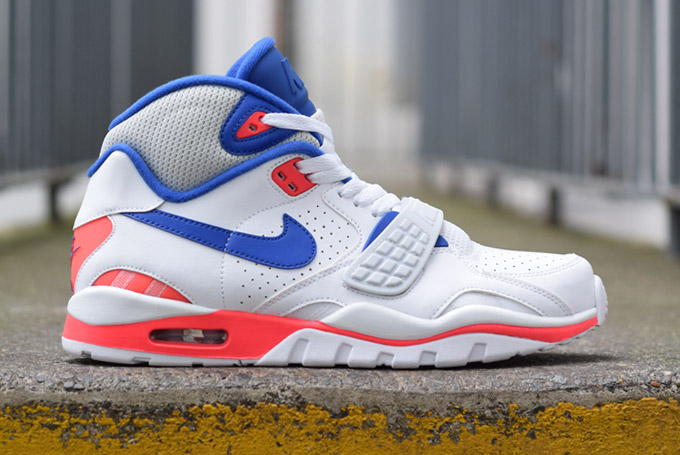 Knicks Colors Hit The Nike Air Trainer SC High •