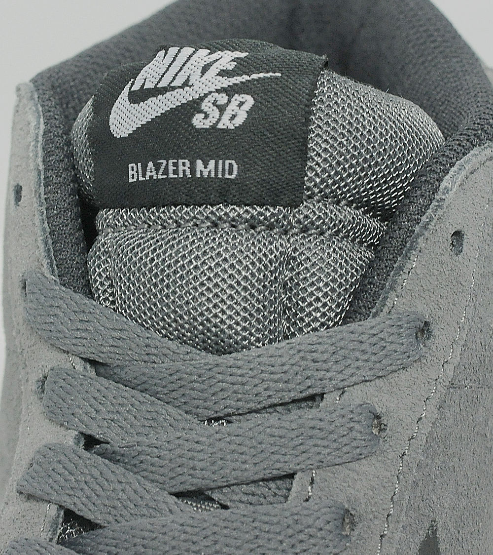 Nike Sb Blazer Prm Se Grey White Gum 04