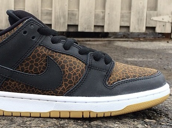 nike sb animal print