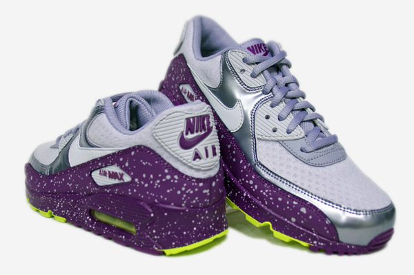 Nike Womens Air Max 90 Splatter Pack 01