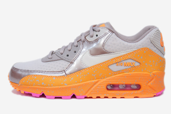 Nike Womens Air Max 90 Splatter Pack 09