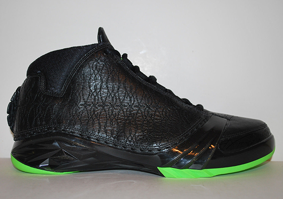 The 1-of-1 Air Jordan XX3 "28 Days Of Flight" is on eBay