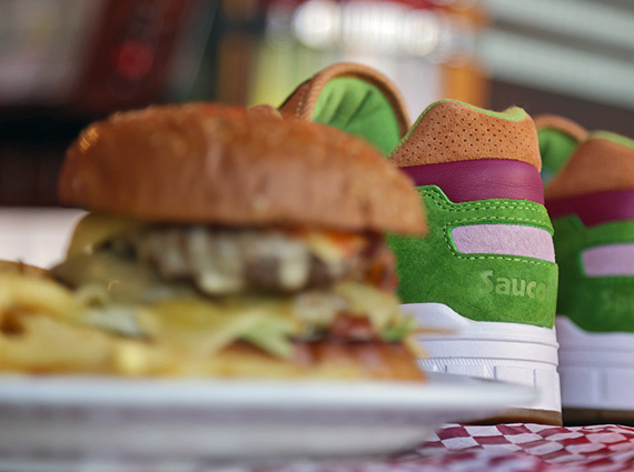 saucony burger shoes