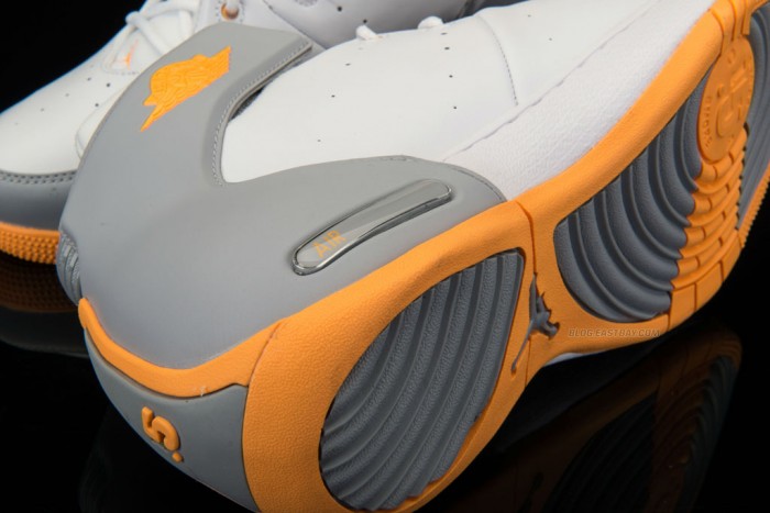 Jordan Melo 1 5 Atomic Mango 05