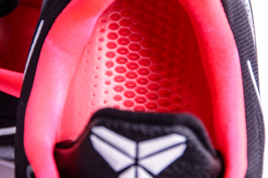 Laser Crimson Nike Kobe 9 07
