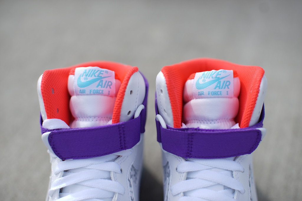 Nike Air Force 1 High 07 White Grey Venom 04