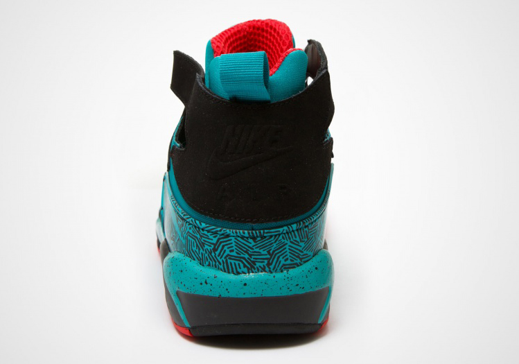 Nike Air Tech Challenge Huarache Black Tubro Crimson 06