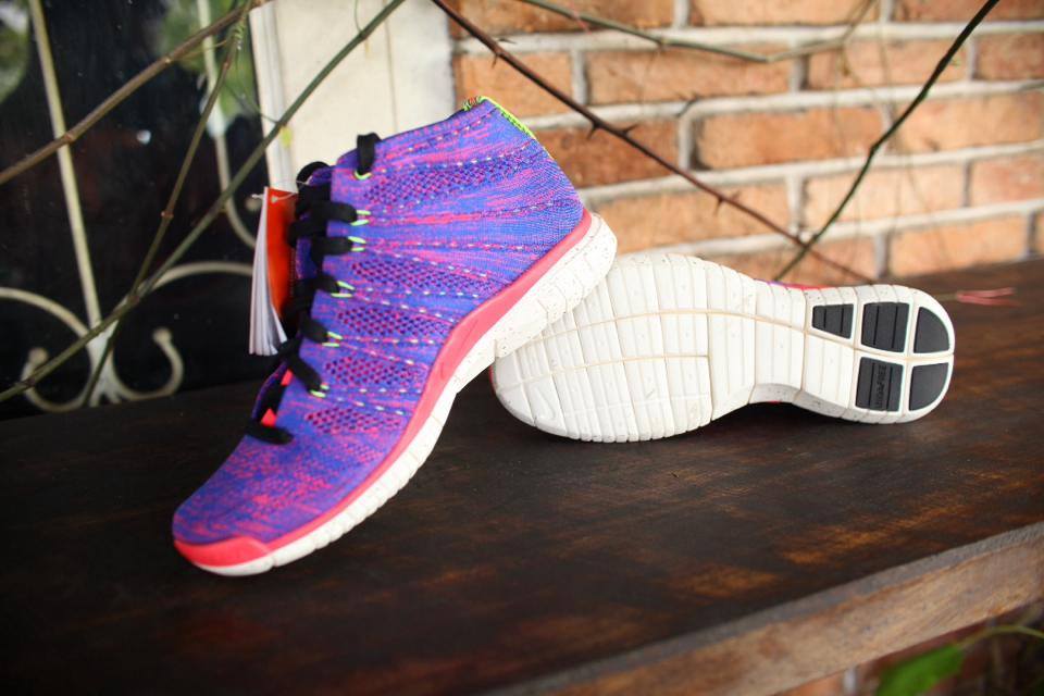 Nike Free Flyknit Chukka Purple Red Neon 01