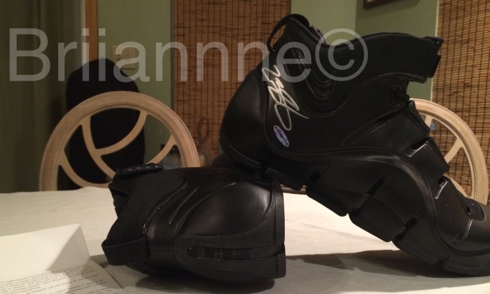 Nike Lebron 4 Blackout Autographed Pair 3