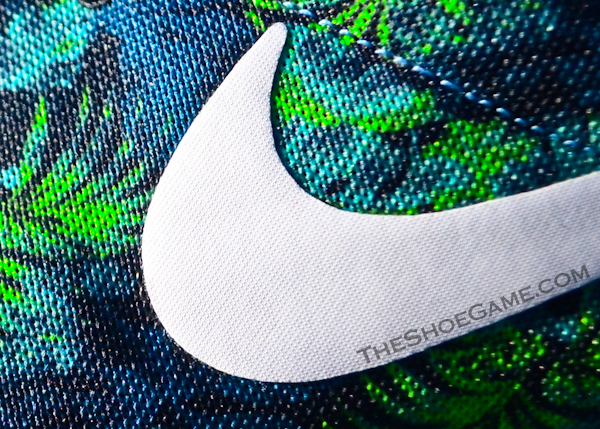 Nike Roshe Run Space Blue White Black Poison Green 08