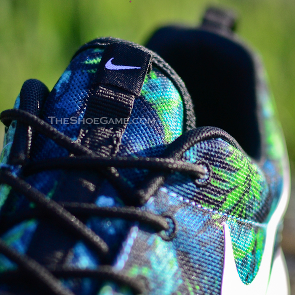 Nike Roshe Run Space Blue White Black Poison Green 10