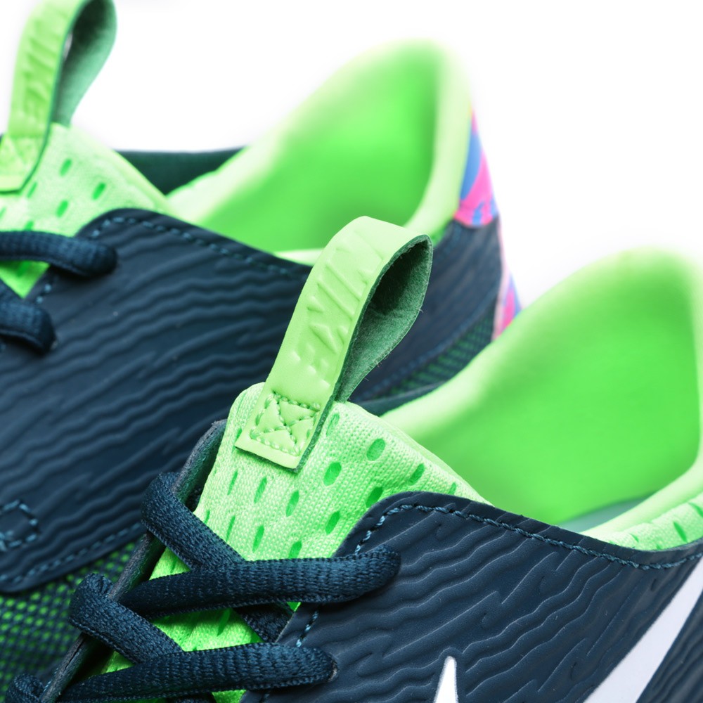 Nike Solarsoft Moccasin Nightshade 5