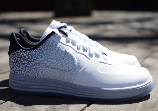 Nike Womens Lunar Force 1 “Elephant Fade”