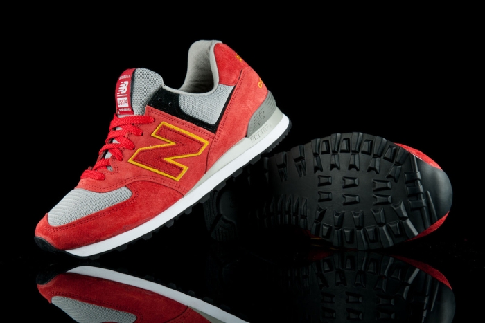 Team Garmins Sharp New Balance 574 Cobbled Classics 01