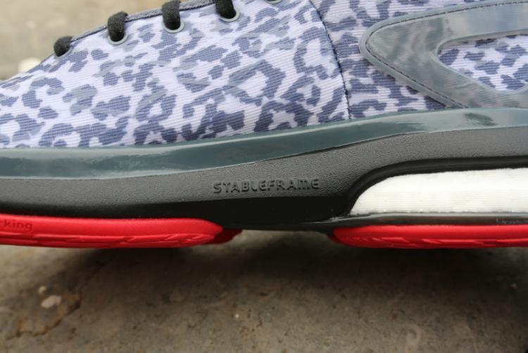 Adidas Crazy Light Boost 4 Leopard 04