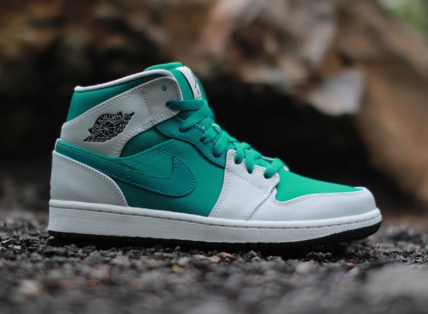 Air Jordan 1 Mid - Lush Teal - Pure Platinum - SneakerNews.com