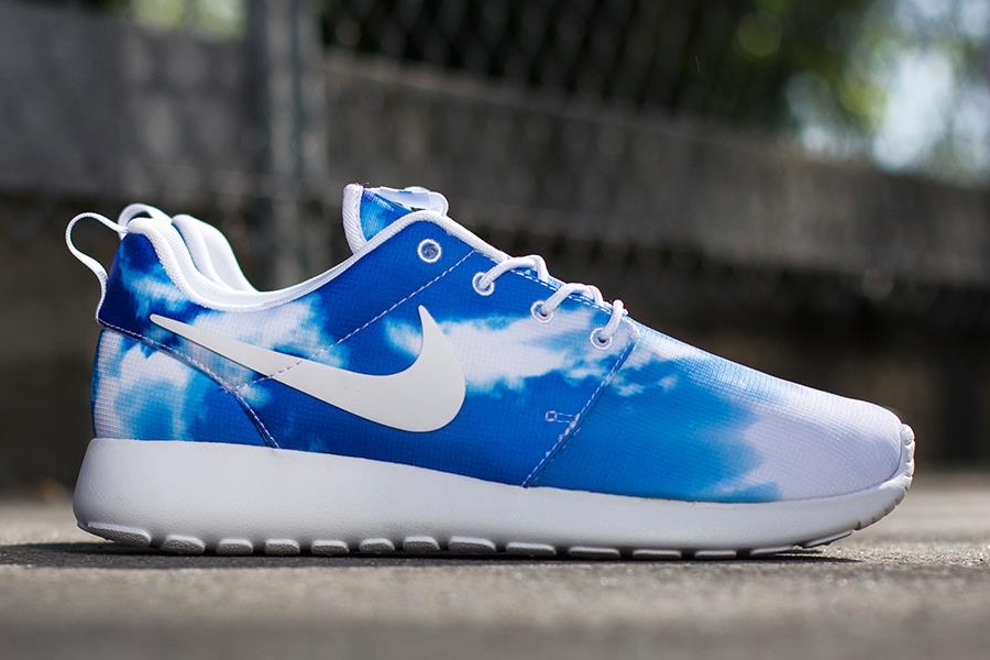 nike roshe runs qs two tone blue background, BabylinoShops