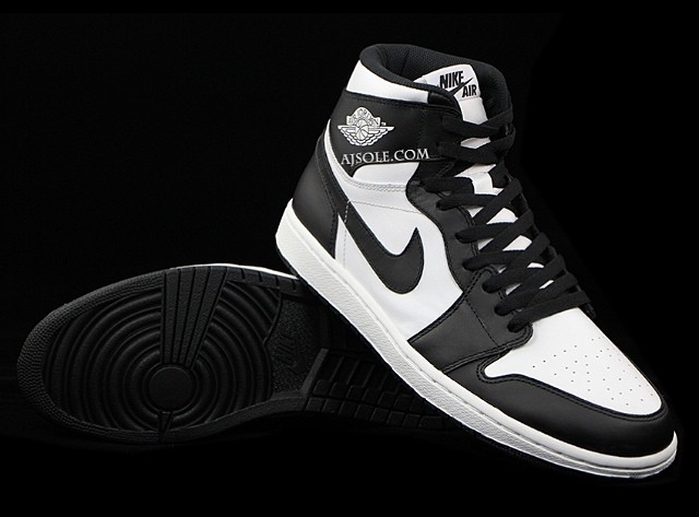 Jordan 1 Nike Air Black White 04