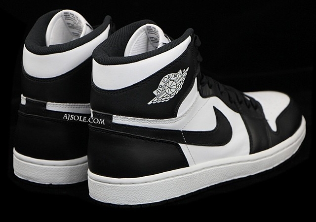 Jordan 1 Nike Air Black White 05