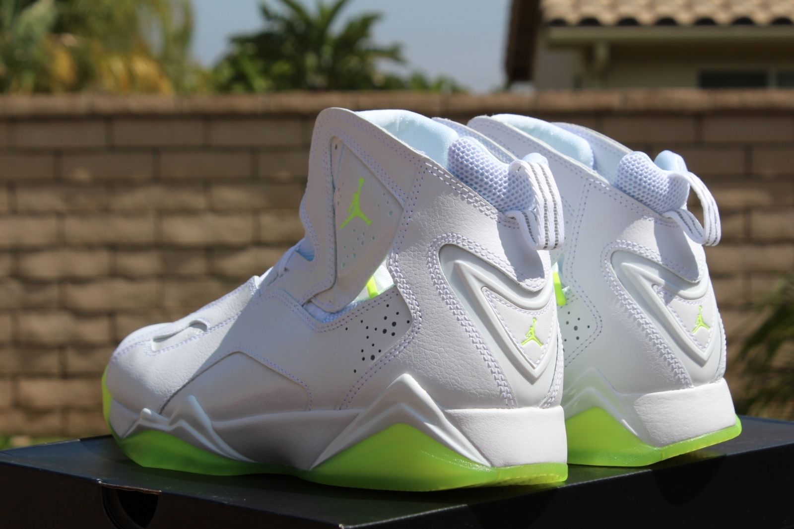 Jordan True Flight White Volt Ice 06