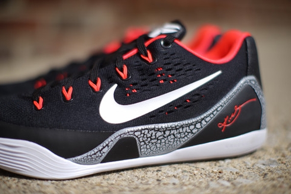 Nike Kobe 9 EM “Laser Crimson 