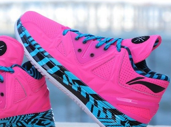 Li-Ning Way of Wade 2 Low “Miami Vice”