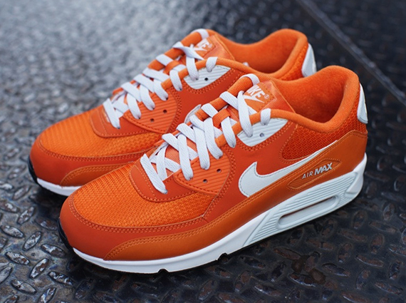 Nike Air Max 90 Essential 