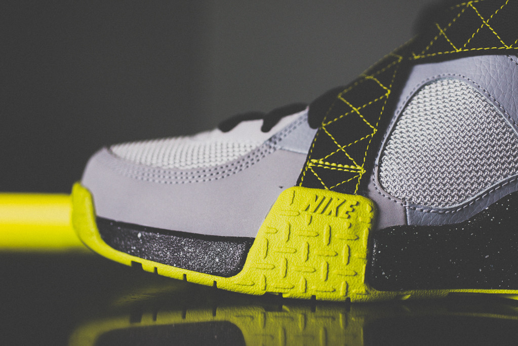 Nike Air Raid Venom Green Available 05