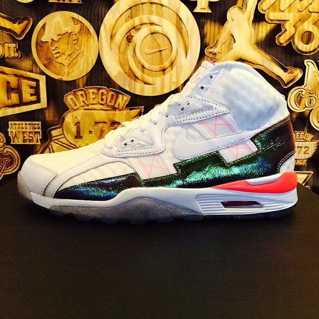 Nike Air Trainer Sc High White Hyper Punch 01
