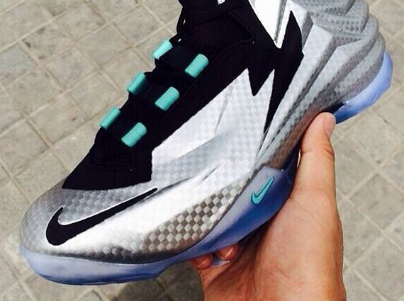 Nike Chukka Posite - New Details