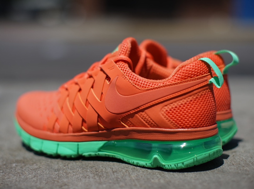 Nike Fingertrap Max Turf Orange 02