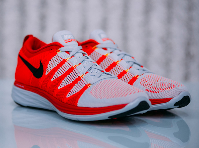 Nike Flyknit Lunar2 Laser Crimson 03