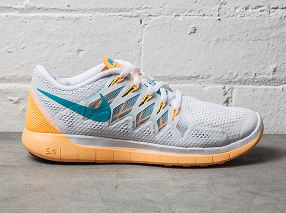 Nike Free 5 0 Atomic Mango Turbo Green 02