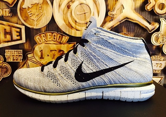 Nike Free Flyknit Chukka Gold Trophy 01