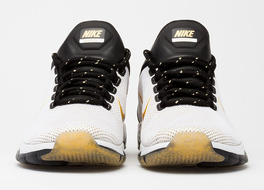 gold nike trainers mens