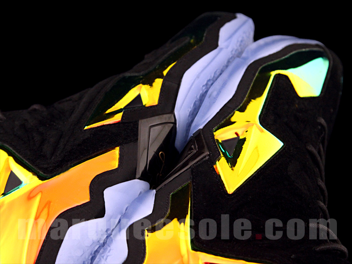 Nike Lebron Xi Ext Kings Crown 02