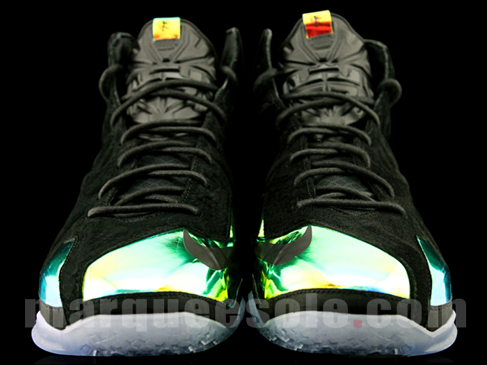 Nike Lebron Xi Ext Kings Crown 04