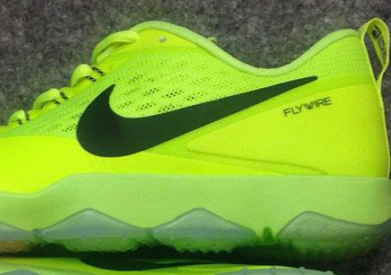 Nike Zoom Hypercross Sample