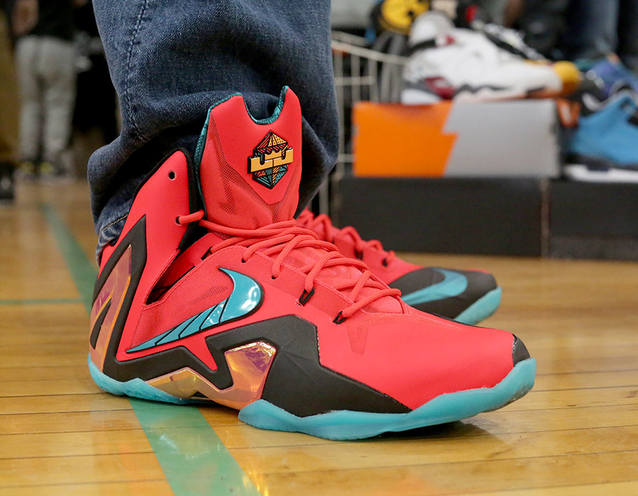 Sneaker Con Chicago May 2014 On Feet Recap Part 1 Sneakernews Com - how to make shoes on roblox part 1 youtube