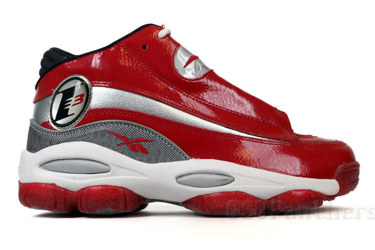 Sneaker News Weekend Deals May 31 2014 03